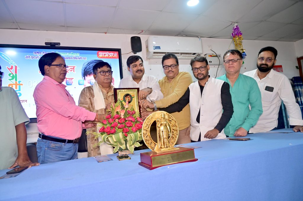 Performing Arts: Theatre Artists Honour Prasad Ratneshwar