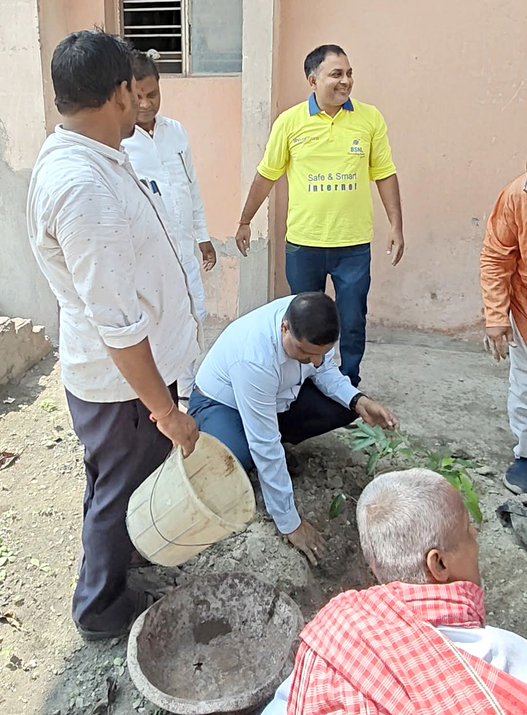 BSNL Motihari Celebrates Silver Jubilee with Tree Plantation