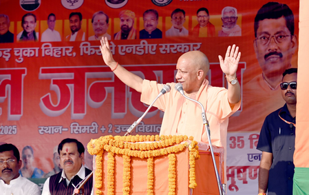 Bihar Elections: 'Bulldozer Baba' Yogi Adityanath Holds 31 Rallies in 10 Days, Massive Crowd Response