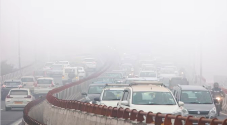 Toxic Air Crisis: AQI Crosses 400 in Noida–Ghaziabad, Pollution Panic Among Residents