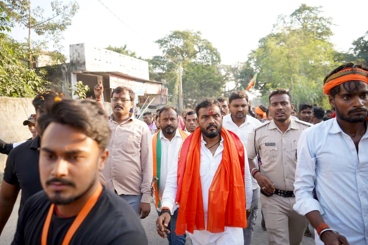 NDA East Champaran: Pawan Jaiswal narrowly loses Dhaka, NDA wins all remaining seats