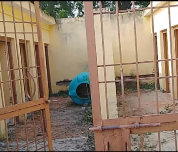 Ghazipur community toilet