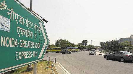 Noida PRV Check Reveals Negligence, 10 Police Personnel Suspended