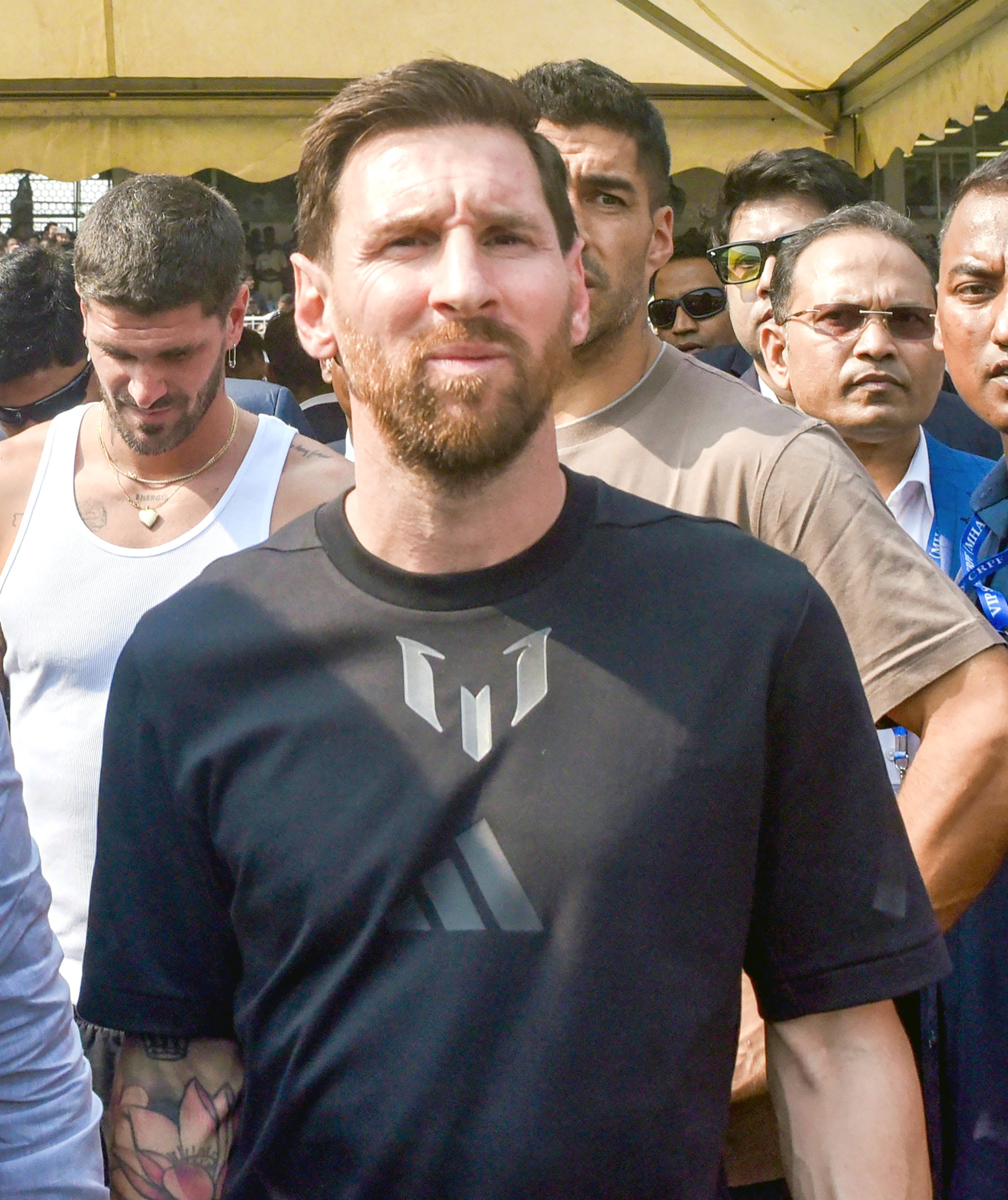 Messi Kolkata Chaos: Fans Riot After Missing Lionel Messi at Stadium