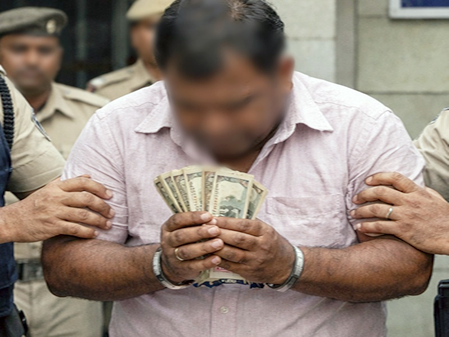 Bihar Bribery Case: Panchayat Secretary Arrested for Taking Bribe for Birth Certificate