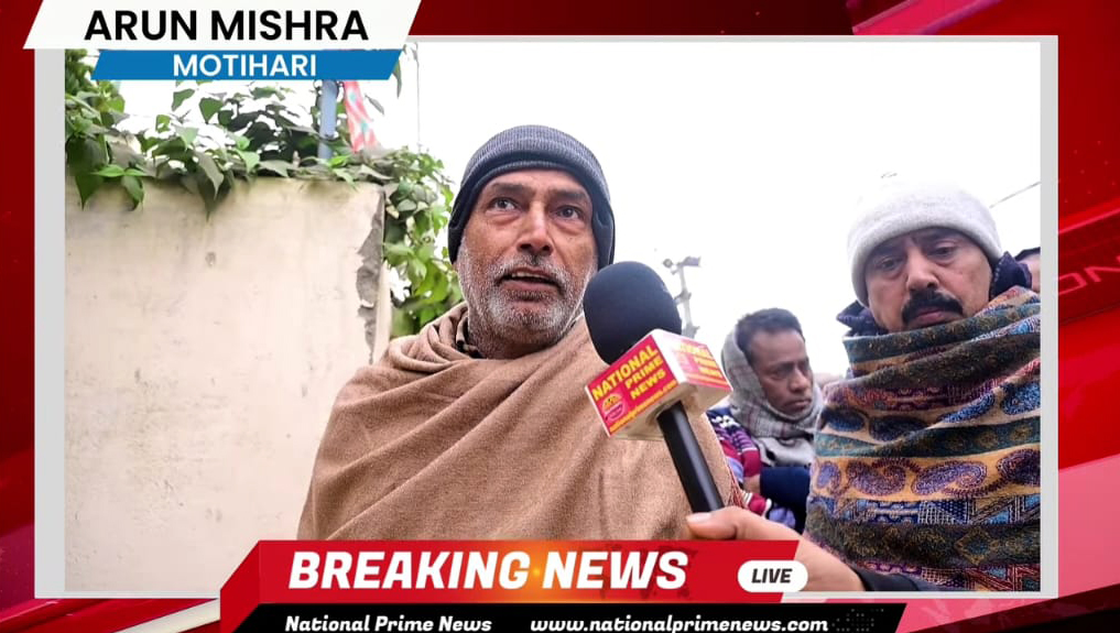 Motihari Drainage Crisis: Residents Fix Broken Drain Slab with Community Fund