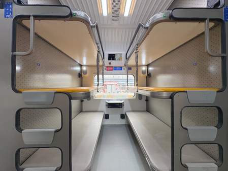 Vande Bharat Sleeper: India’s First Luxury Overnight Train with World-Class Tech