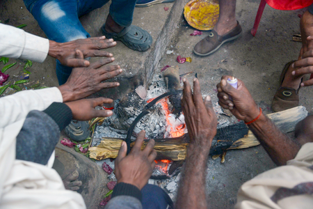 Bihar Cold Wave Intensifies: Gaya Records 4.1°C, Schools Closed in Patna