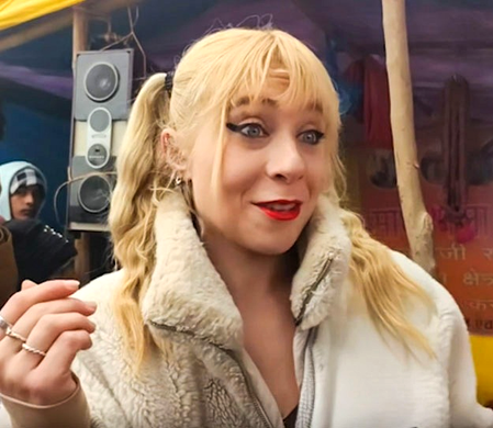 Magh Mela India: Italian Woman Says “India Lives in My Heart” at Prayagraj Festival