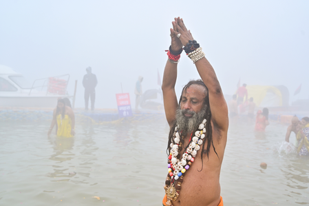 Makar Sankranti Snan: Prayagraj Prepares for Over One Crore Devotees at Sangam