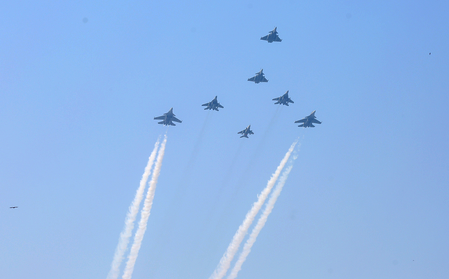Republic Day Flypast 2026: Sukhoi, Rafale & MiG Jets in Sindoor Formation