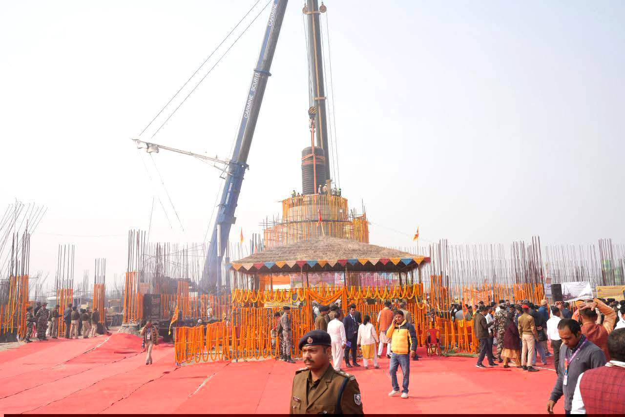 Largest Shivling Installed in East Champaran, A Moment of Pride for Bihar