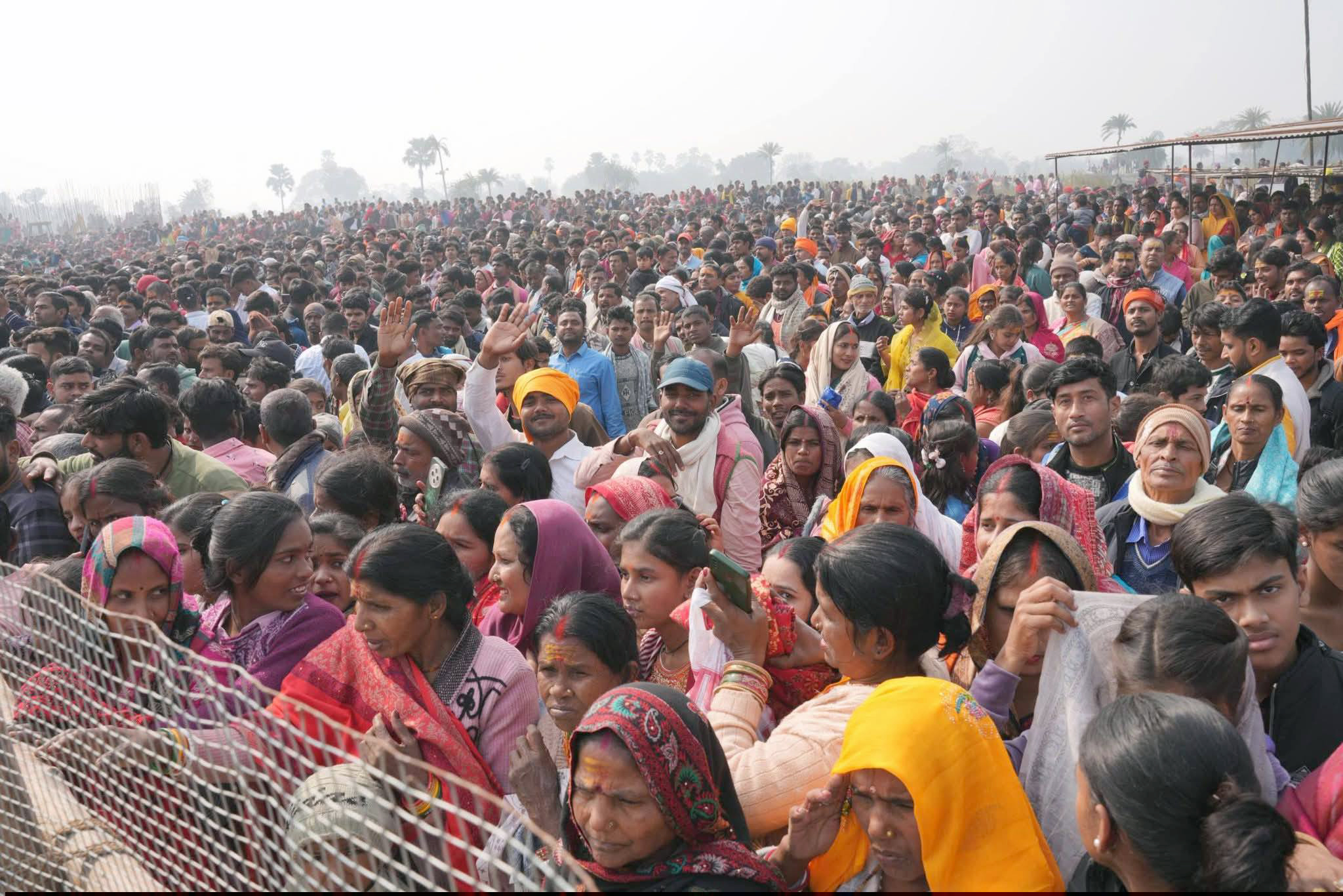 World Largest Shivling Installed in Bihar, Nitish Kumar Attends Ceremony