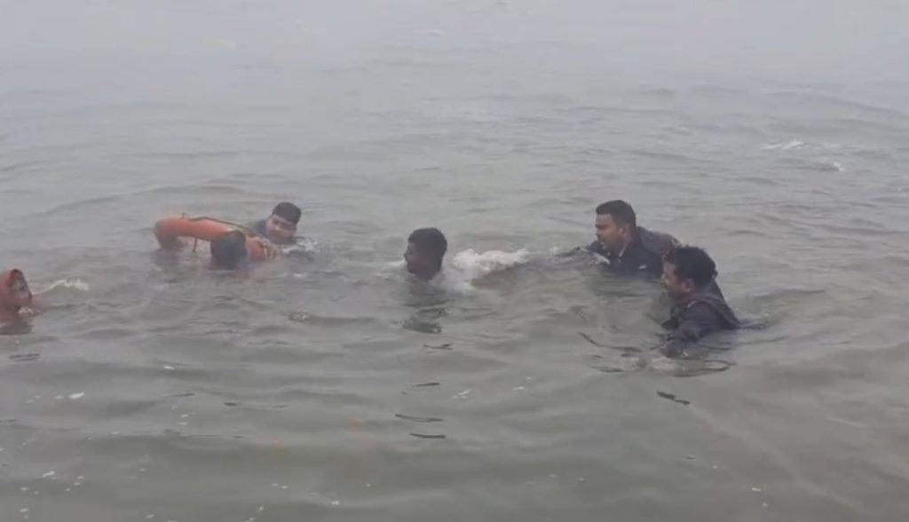 Ganga Rescue Saves Couple During Magh Purnima Bath in Ghazipur