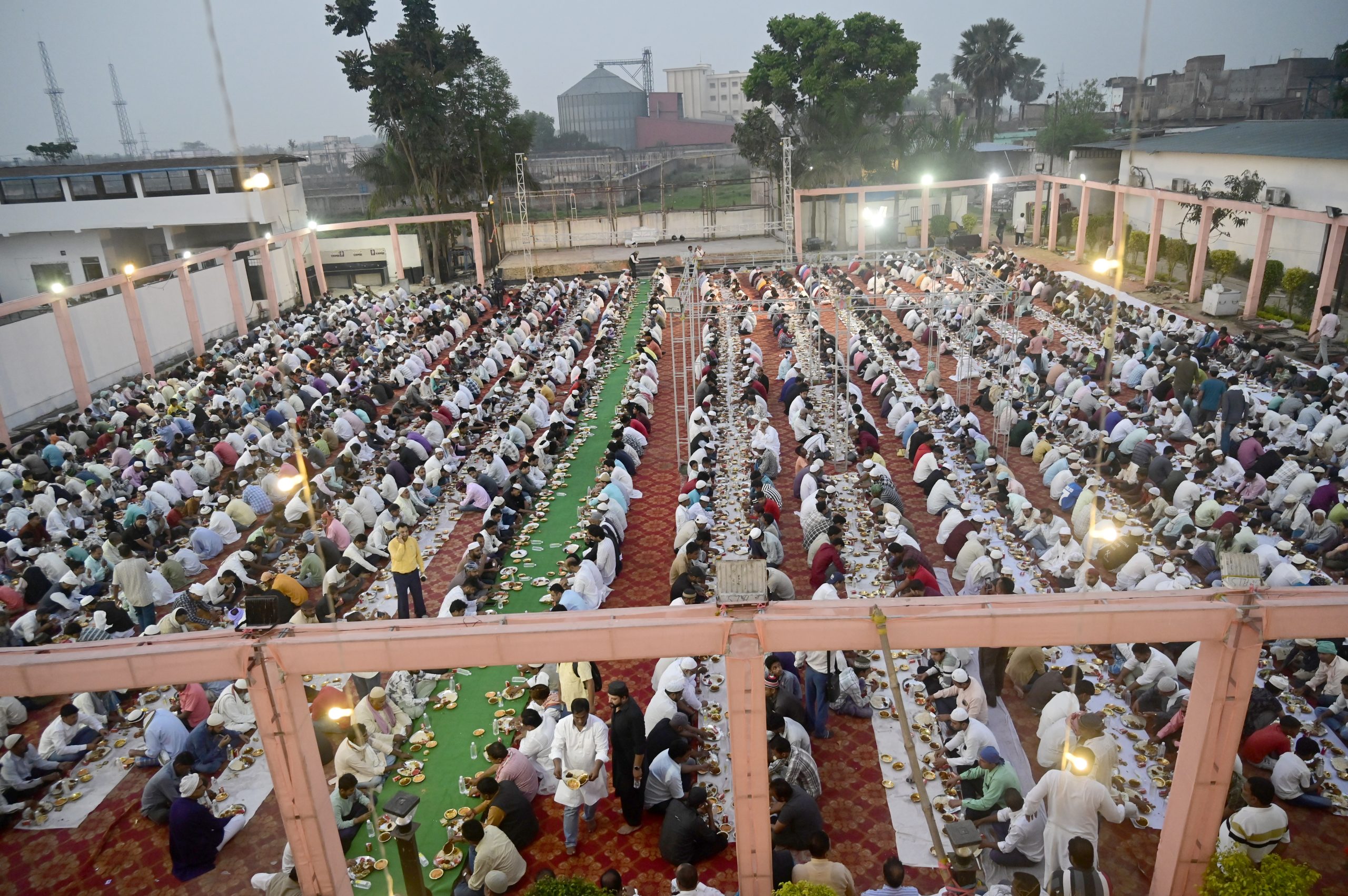 Grand Iftar Party in Raxaul Promotes Communal Harmony