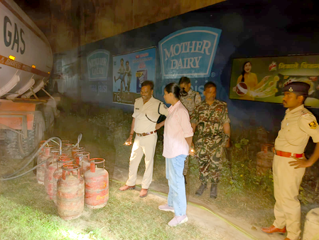 Illegal Gas Refilling Racket Busted in Bihar, 54 LPG Cylinders Seized