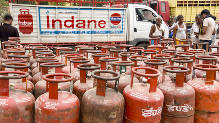 Bihar Govt Makes LPG Approval Mandatory for Weddings & Social Events