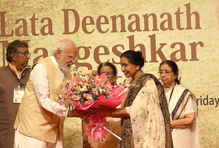 Asha Bhosle Tribute: PM Modi Mourns Legendary Singer’s Passing, Shares Emotional Memories