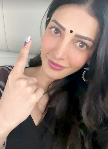 Tamil Nadu Voting 2026: Kamal Haasan, Rajinikanth, Vijay Lead Star-Studded Poll Day in Chennai