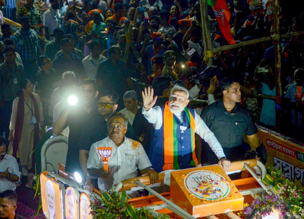 Modi Bengal Rally: PM Modi Warns TMC Leaders Ahead of West Bengal Polls