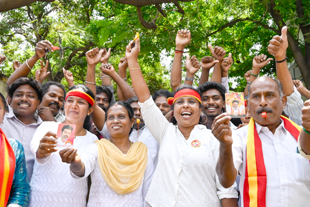Tamil Nadu Elections 2026: TVK Surge Shocks DMK as Stalin Trails in Kolathur