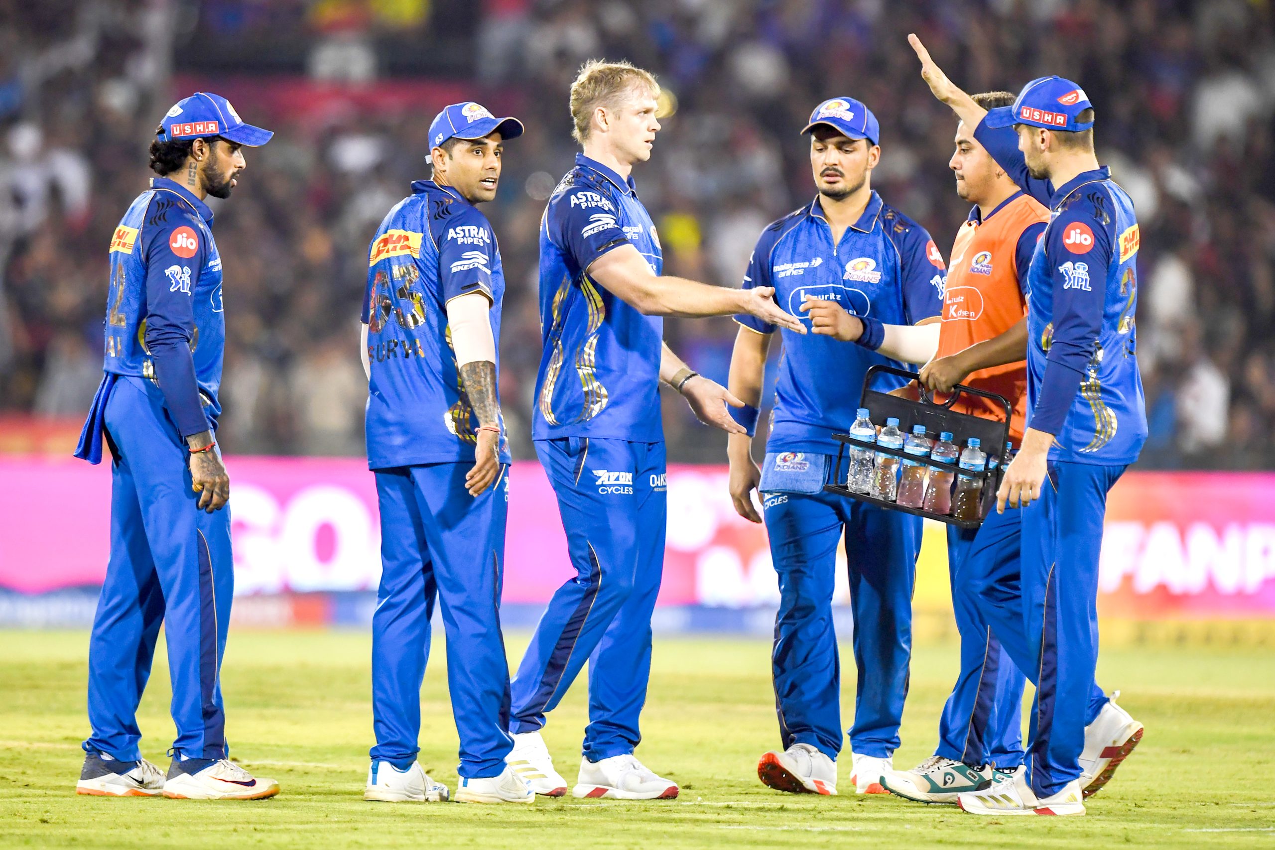 IPL RCB Victory : Krunal Pandya Leads RCB to Thrilling Win, MI Knocked Out of Playoffs
