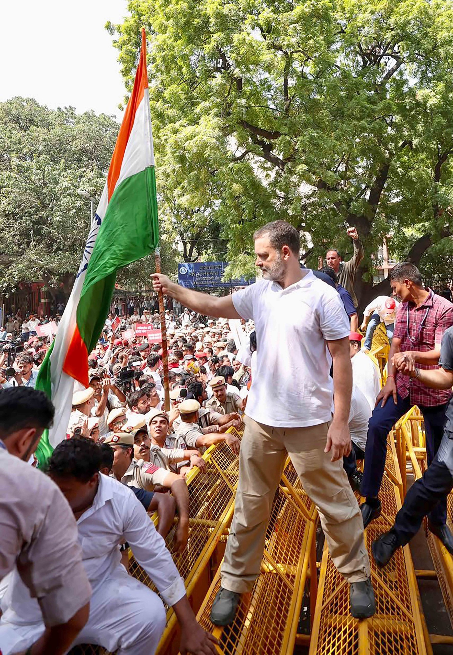 India Bloc Protest: Rahul Gandhi Leads EC Demonstration