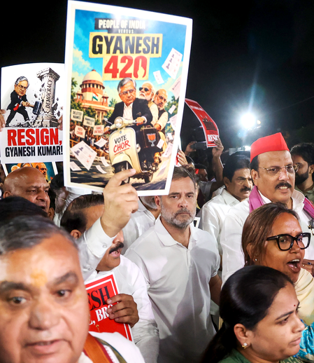 India Bloc Protest Over Delhi Metro Station Closures