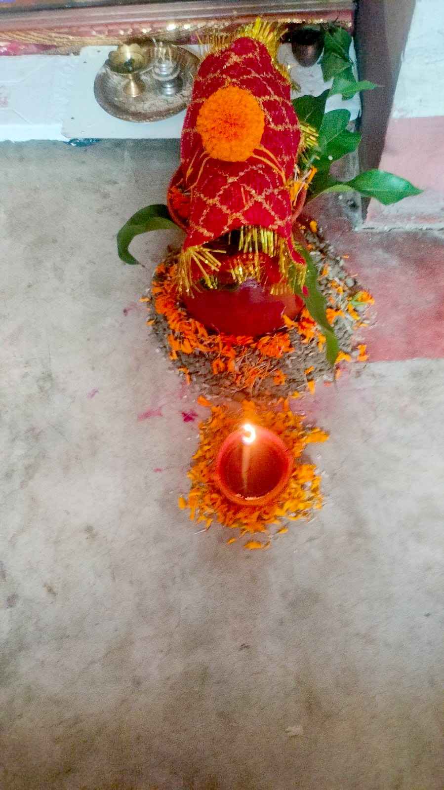 12 October Panchang 2026: Maa Brahmacharini Puja, Shubh Muhurat & Rahu Kaal